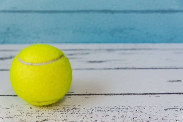 テニスのボレストのストロークのやり方 中級者向け テニスは生涯スポーツ 楽しみましょう