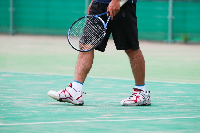 テニスのハーフボレーとローボレーの打ち方 コツを紹介 テニスは生涯スポーツ 楽しみましょう